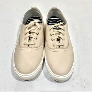Cole Haan Sneaker (new) size 7.5